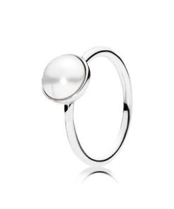 Silver ring with white crystal pearl. 8 mm
