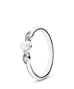 Freshwater cultured pearl silver ring with clear cubic zirconia