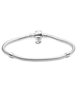 Pandora Moments Daisy Flower Clasp Snake Chain Bracelet