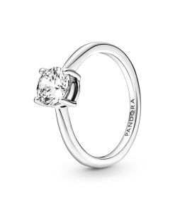 Sparkling Solitaire Ring